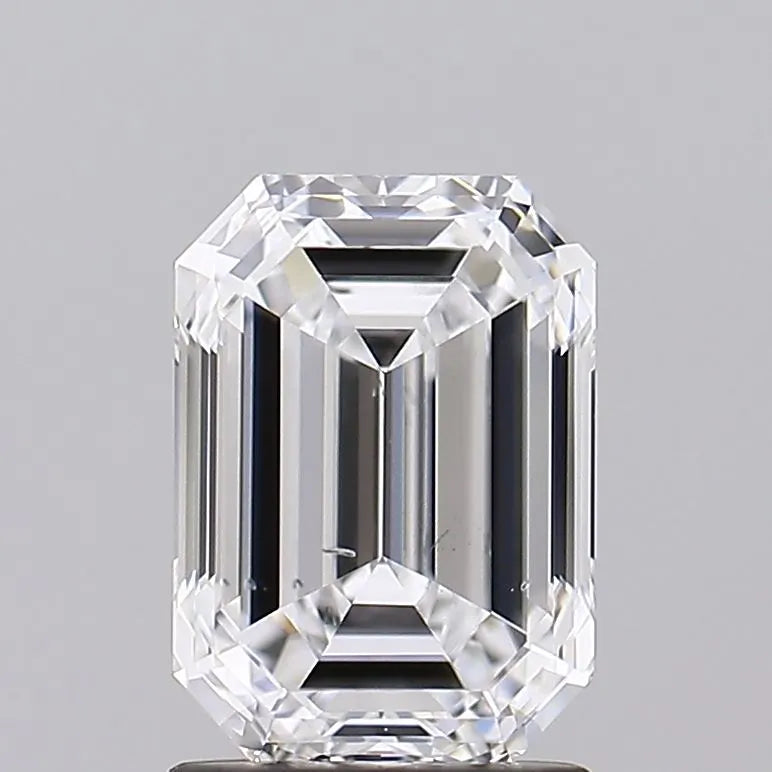 2.01ct Emerald Lab Grown Diamond (Colour D, Clarity SI1, IGI Certified)