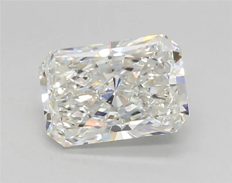 2.02ct Radiant Lab Grown Diamond (Colour F, Clarity VVS2, IGI Certified)