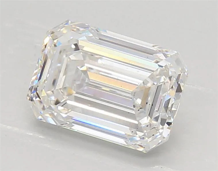 2.03ct Emerald Lab Grown Diamond (Colour E, Clarity SI1, IGI Certified)