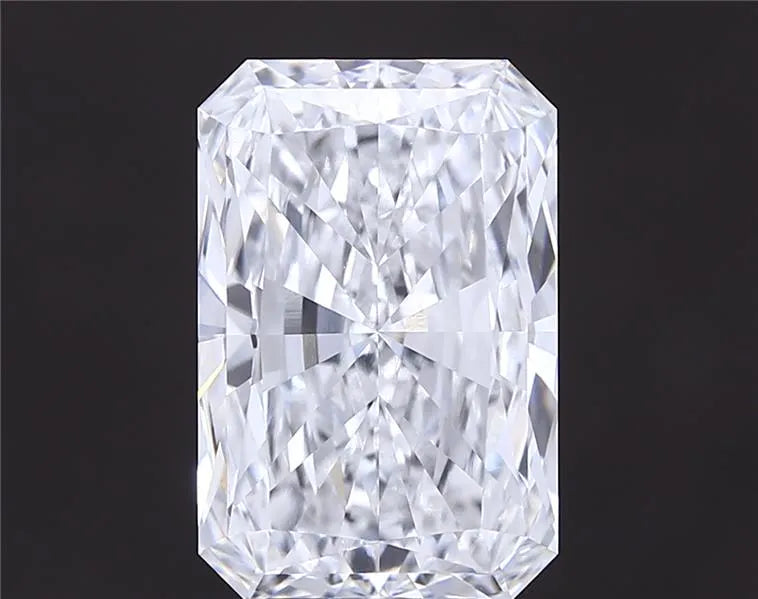 2.03ct Radiant Lab Grown Diamond (Colour F, Clarity VVS2, IGI Certified)