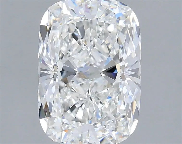 2.08ct Cushion modified Lab Grown Diamond (Colour E, Clarity VVS2, IGI Certified)