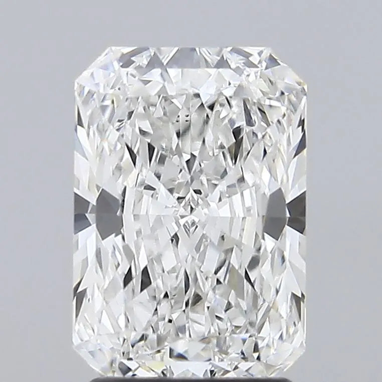 2.08ct Radiant Lab Grown Diamond (Colour E, Clarity VVS2, IGI Certified)