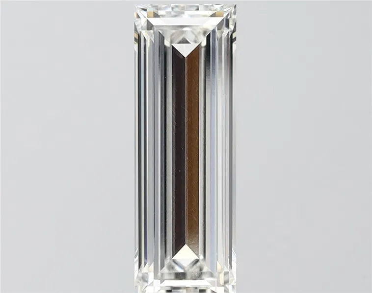 2.09ct Baguette Lab Grown Diamond (Colour G, Clarity VVS2, IGI Certified)