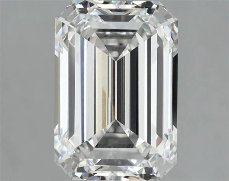 2.10ct Emerald Lab Grown Diamond (Colour E, Clarity VVS2, IGI Certified)