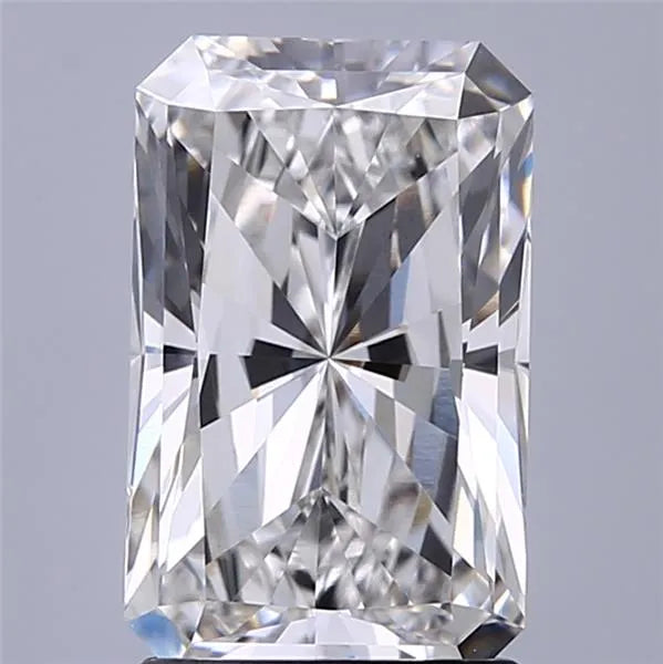 2.10ct Radiant Lab Grown Diamond (Colour E, Clarity VVS2, IGI Certified)