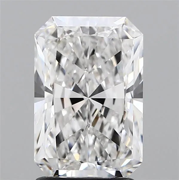 2.11ct Radiant Lab Grown Diamond (Colour F, Clarity VVS2, IGI Certified)