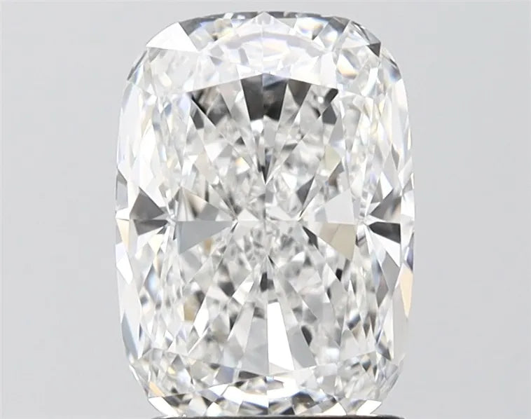 2.39ct Cushion modified Lab Grown Diamond (Colour D, Clarity VVS1, IGI Certified)