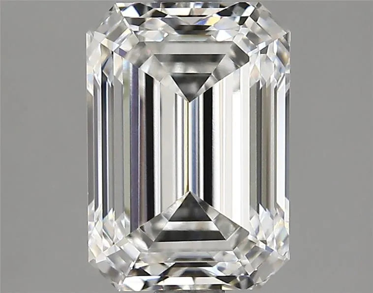 2.50ct Emerald Lab Grown Diamond (Colour E, Clarity VVS2, IGI Certified)