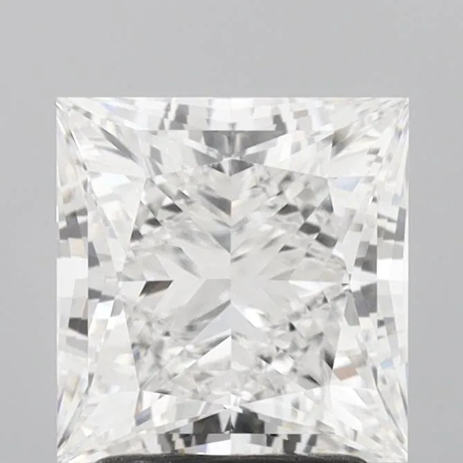 2.50ct Princess Lab Grown Diamond (Colour E, Clarity VVS2, IGI Certified)