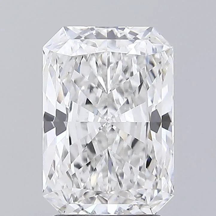 2.54ct Radiant Lab Grown Diamond (Colour E, Clarity VVS2, IGI Certified)