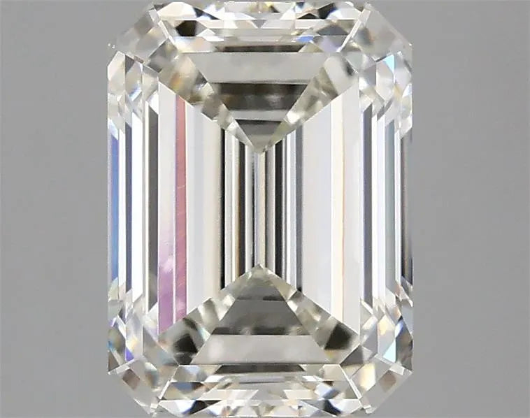 2.56ct Emerald Lab Grown Diamond (Colour H, Clarity VVS2, IGI Certified)