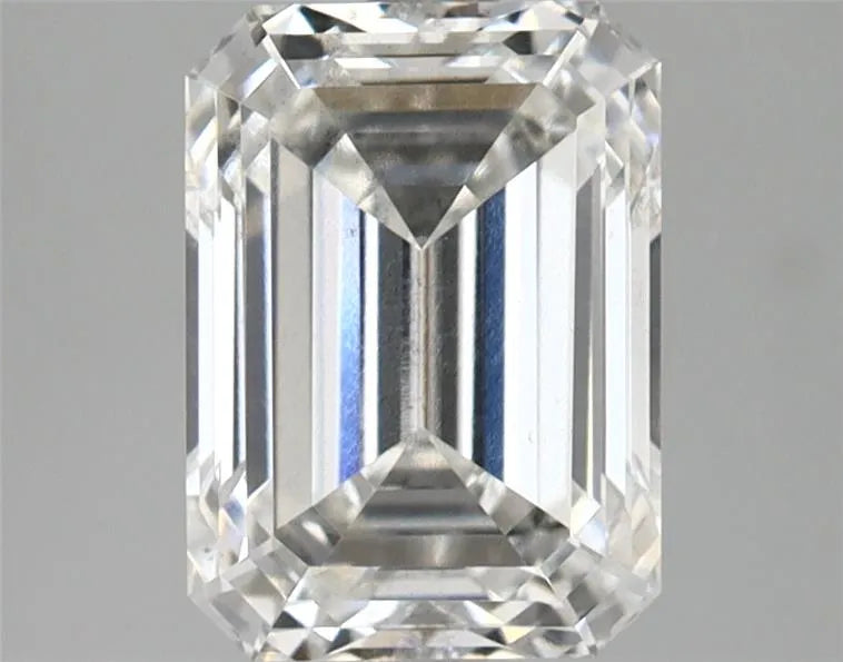 2.60ct Emerald Lab Grown Diamond (Colour F, Clarity SI1, IGI Certified)