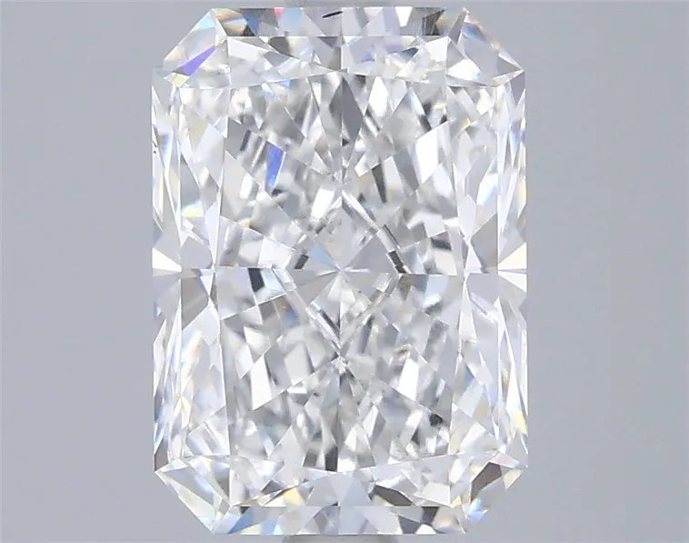 2.60ct Radiant Lab Grown Diamond (Colour E, Clarity VS2, IGI Certified)