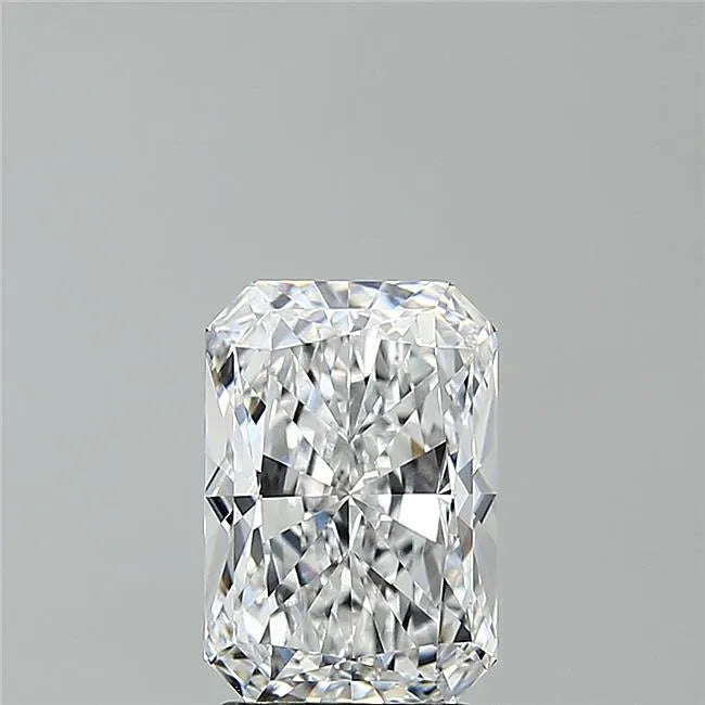2.70ct Radiant Lab Grown Diamond (Colour D, Clarity VVS2, IGI Certified)