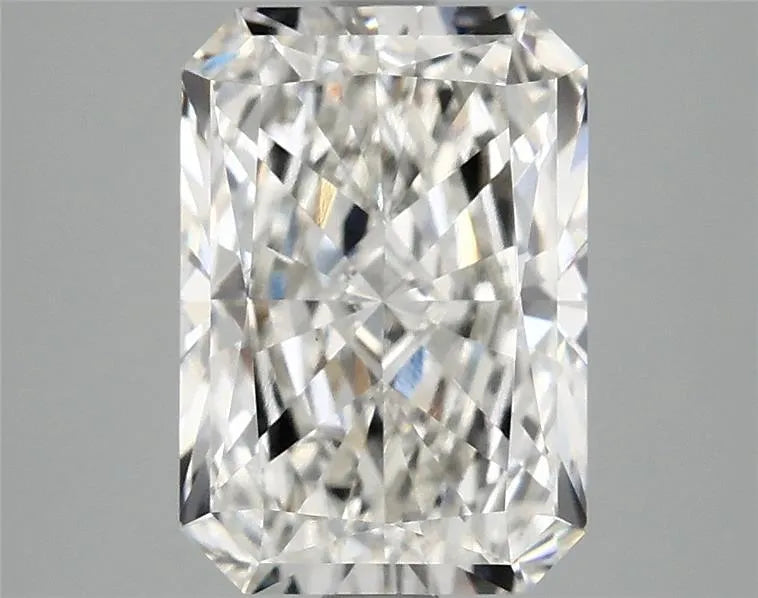 2.90ct Radiant Lab Grown Diamond (Colour F, Clarity VVS2, IGI Certified)