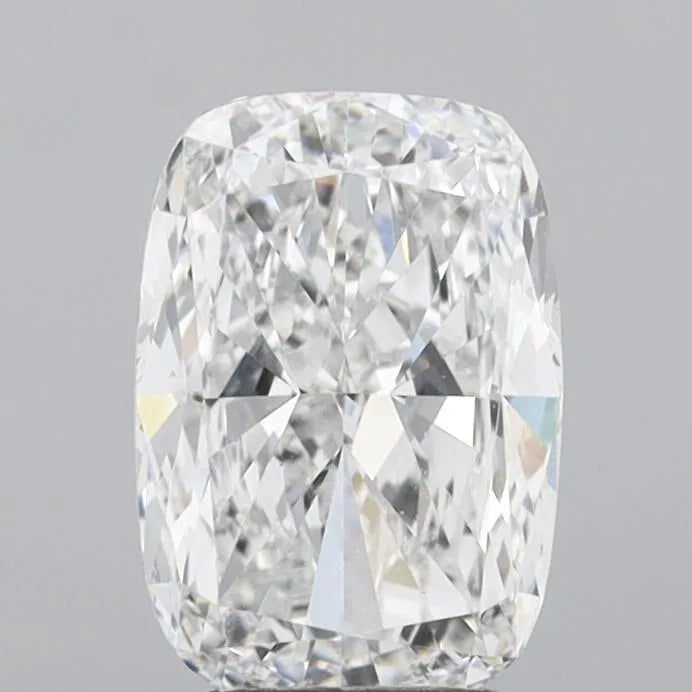 3.01ct Cushion modified Lab Grown Diamond (Colour E, Clarity VVS2, IGI Certified)