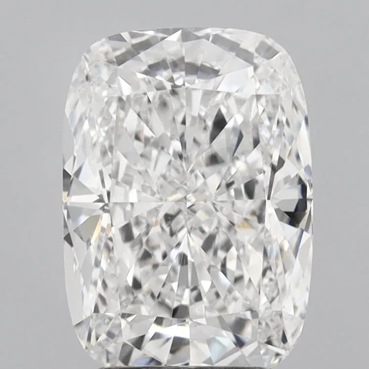 3.05ct Cushion modified Lab Grown Diamond (Colour E, Clarity VVS1, IGI Certified)