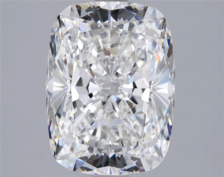 3.07ct Cushion modified Lab Grown Diamond (Colour E, Clarity VVS2, IGI Certified)