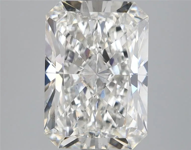 3.07ct Radiant Lab Grown Diamond (Colour F, Clarity SI1, IGI Certified)