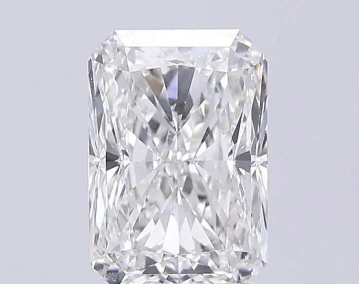 3.07ct Radiant Lab Grown Diamond (Colour G, Clarity VVS2, IGI Certified)