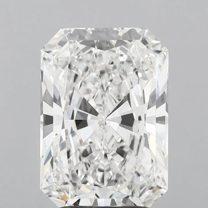 3.08ct Radiant Lab Grown Diamond (Colour F, Clarity VVS2, IGI Certified)