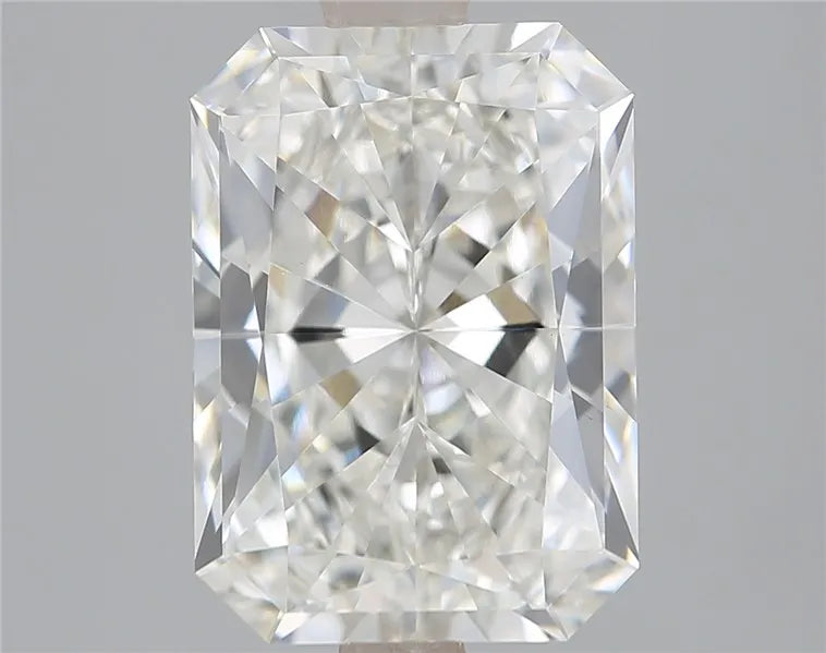 3.15ct Radiant Lab Grown Diamond (Colour G, Clarity VS1, IGI Certified)