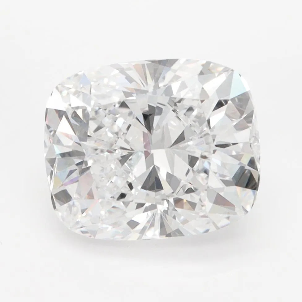 3.26ct Cushion modified Lab Grown Diamond (Colour D, Clarity VVS1, IGI Certified)
