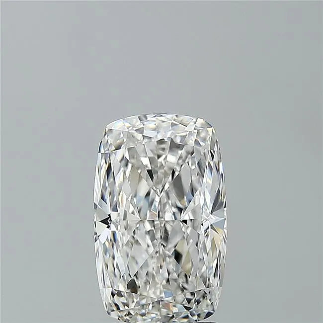 3.26ct Cushion modified Lab Grown Diamond (Colour E, Clarity VVS1, IGI Certified)