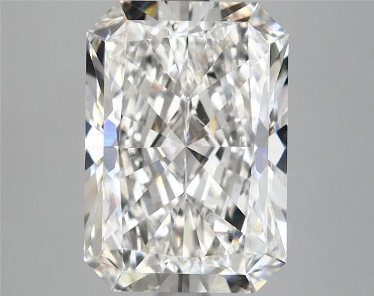 3.58ct Radiant Lab Grown Diamond (Colour E, Clarity VS2, IGI Certified)