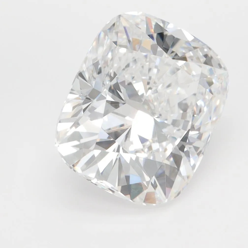 3.71ct Cushion modified Lab Grown Diamond (Colour D, Clarity VVS1, IGI Certified)
