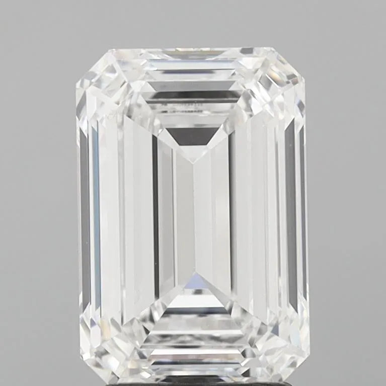 3.81ct Emerald Lab Grown Diamond (Colour D, Clarity VVS2, IGI Certified)