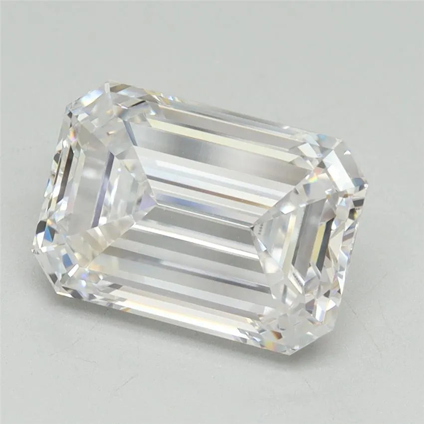 4.00ct Emerald Lab Grown Diamond (Colour D, Clarity VVS2, IGI Certified)