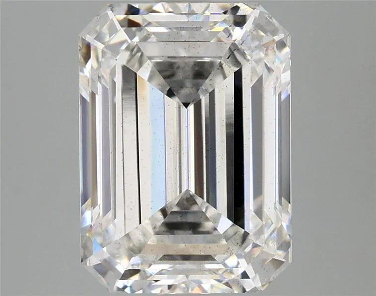 4.05ct Emerald Lab Grown Diamond (Colour F, Clarity SI1, IGI Certified)