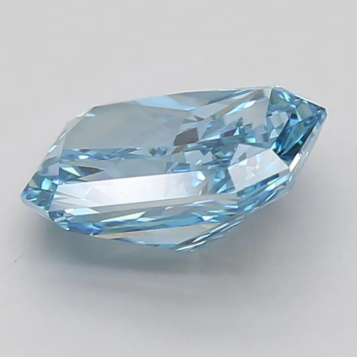 4.07ct Radiant Lab Grown Diamond (Colour Faint Blue, Clarity VVS2, GIA Certified)