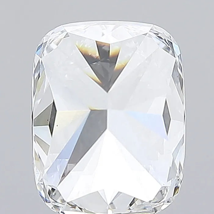 4.23ct Cushion modified Lab Grown Diamond (Colour D, Clarity VS1, IGI Certified)