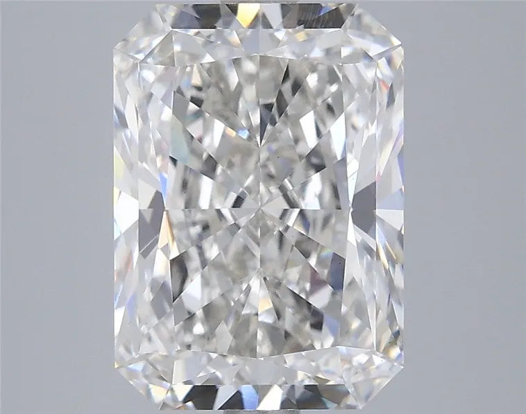 4.25ct Radiant Lab Grown Diamond (Colour G, Clarity VS1, IGI Certified)