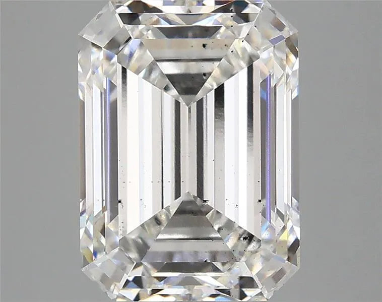 4.39ct Emerald Lab Grown Diamond (Colour E, Clarity SI1, IGI Certified)