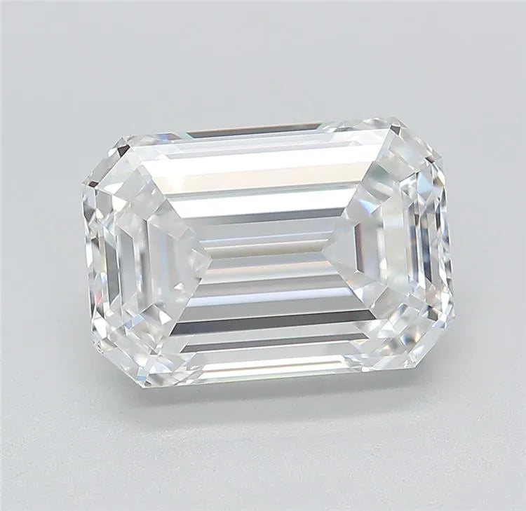 4.42ct Emerald Lab Grown Diamond (Colour D, Clarity IF, Cut EX, IGI Certified)