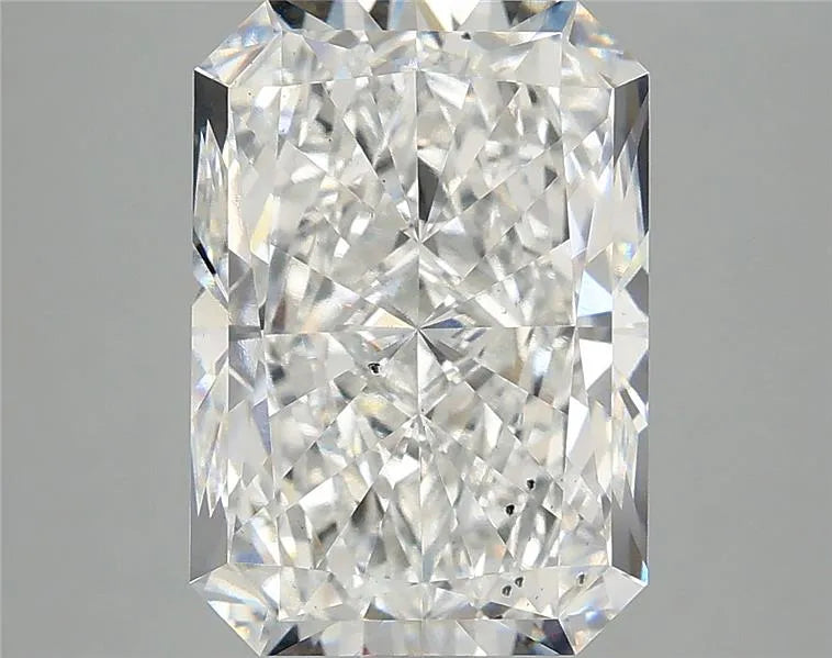 5.00ct Radiant Lab Grown Diamond (Colour F, Clarity SI1, IGI Certified)