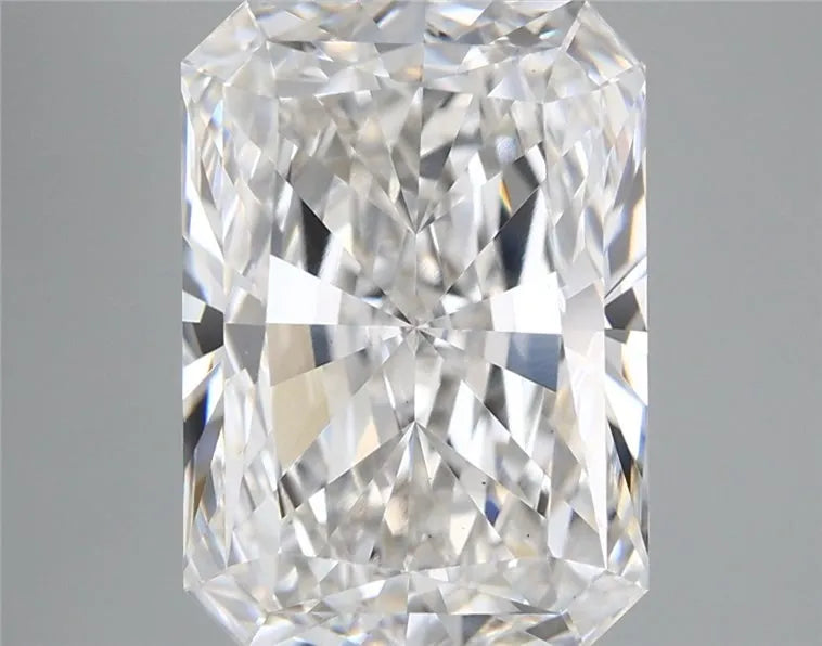 5.32ct Radiant Lab Grown Diamond (Colour F, Clarity VS1, IGI Certified)