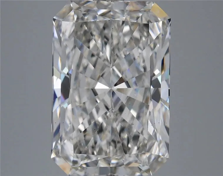 5.59ct Radiant Lab Grown Diamond (Colour G, Clarity VS2, IGI Certified)