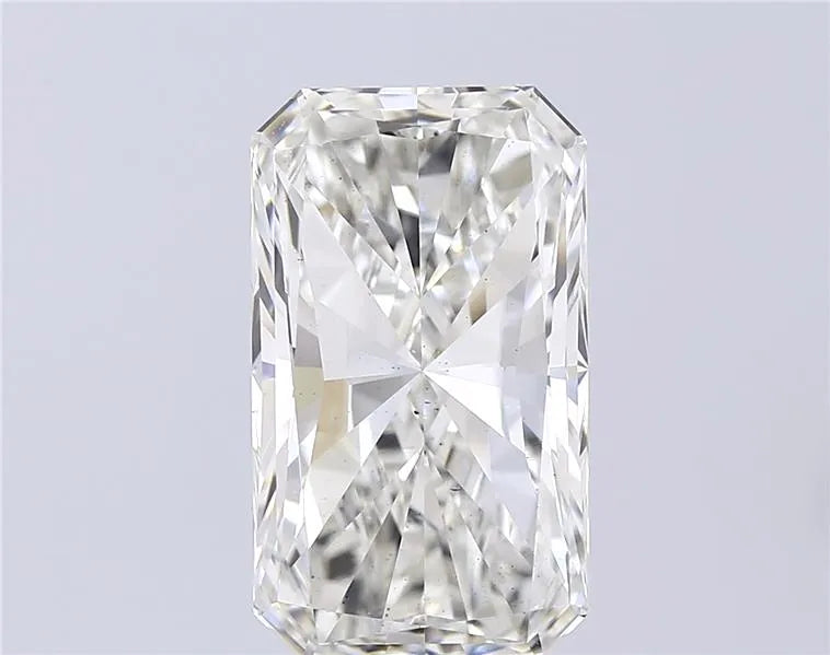 7.03ct Radiant Lab Grown Diamond (Colour G, Clarity VS2, IGI Certified)