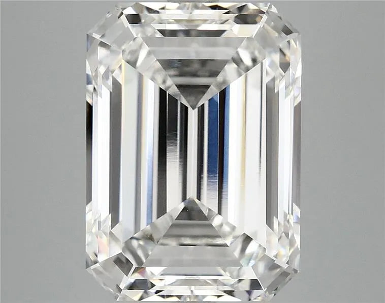 8.39ct Emerald Lab Grown Diamond (Colour E, Clarity VVS2, IGI Certified)