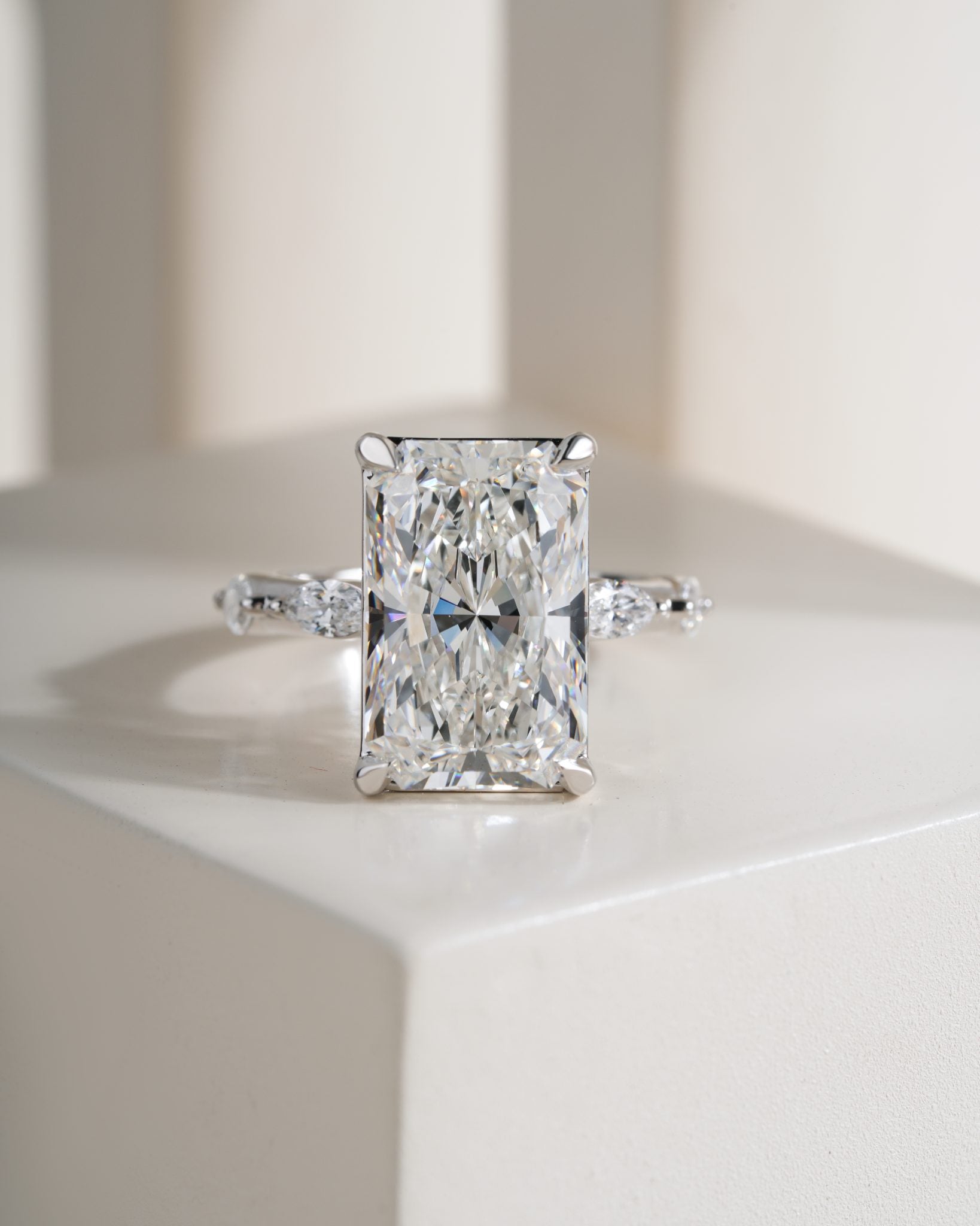 Valora Radiant Sculpted Crescent Ring