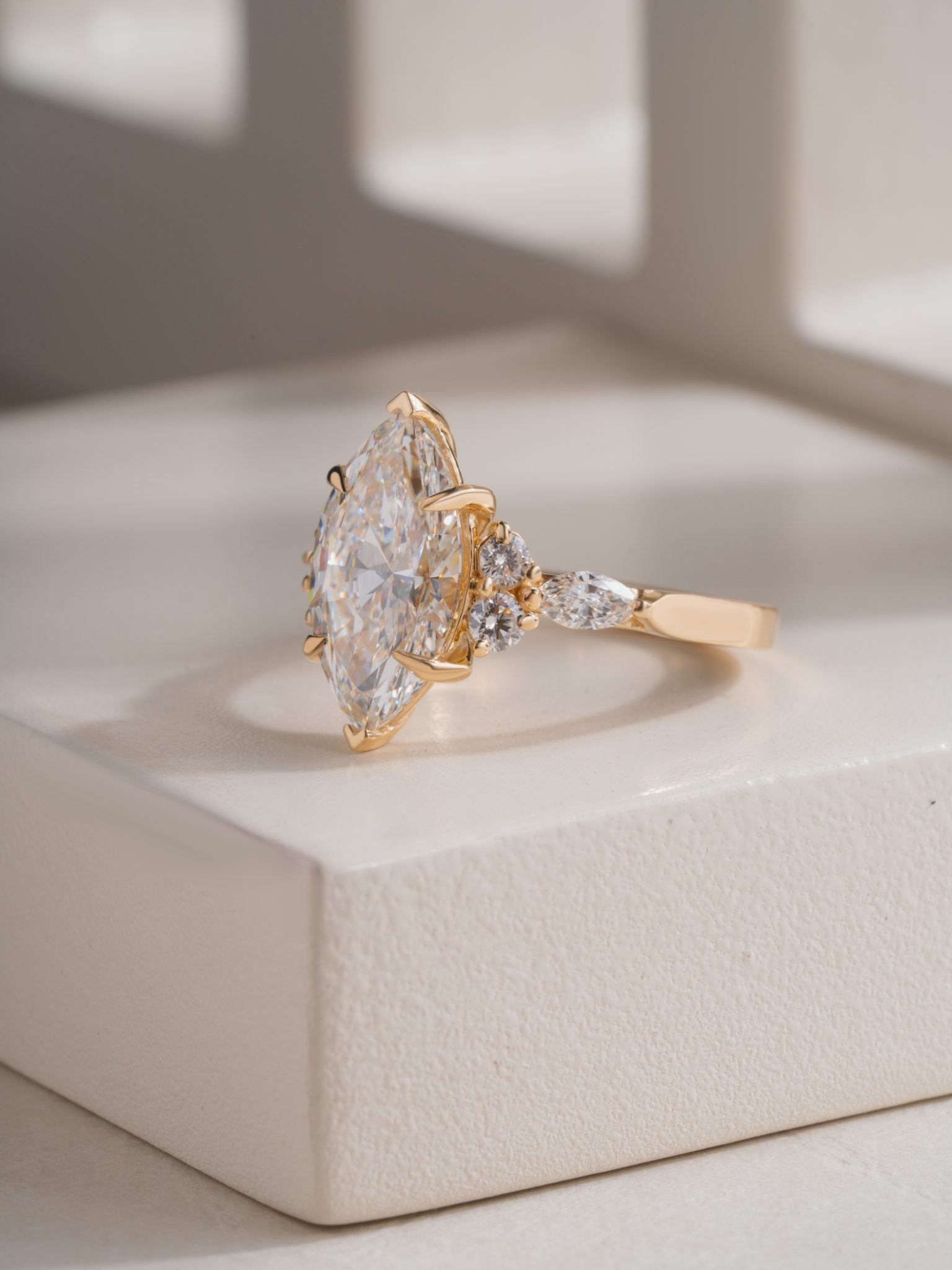 Lunara Cluster Ring